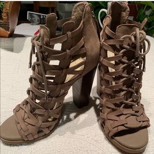 Jessica Simpson Tan Booties